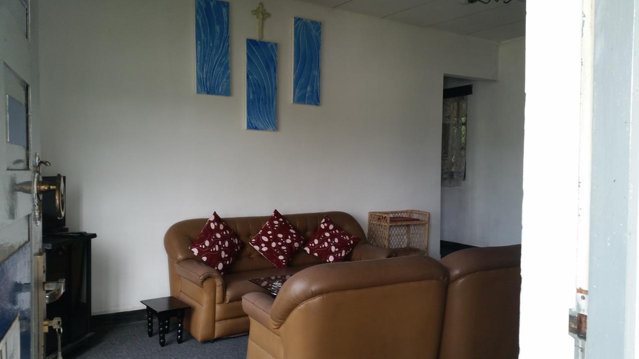 Lake Crown Holiday Home Nuwara Eliya Exterior photo